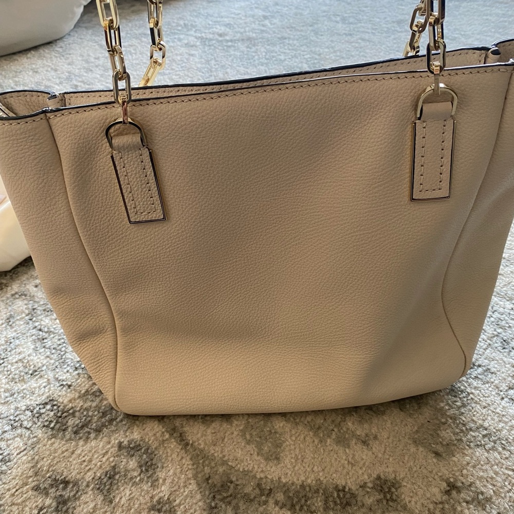 Have Way Too Much And Need To Get Rid Of A Few Th… - image 4